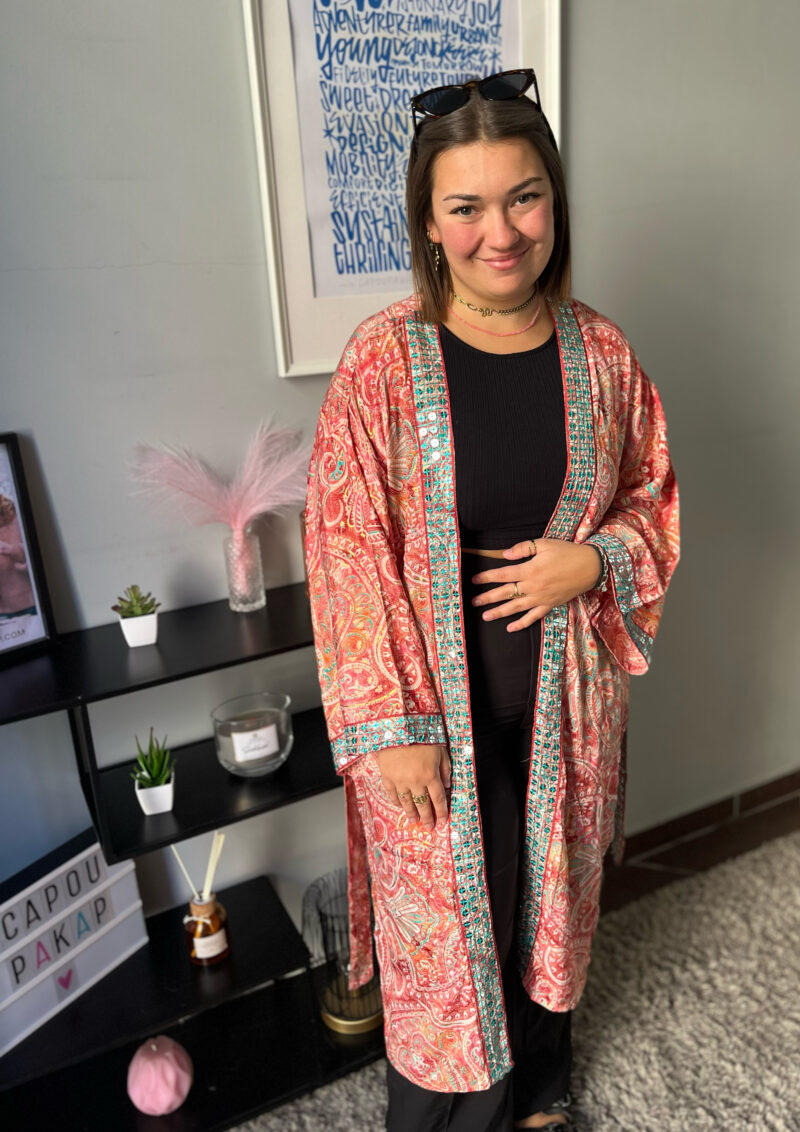 Kimono Rhodes – Image 3